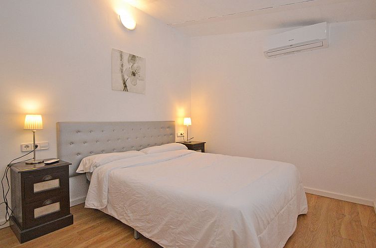 Vakantiehuis Tiraset