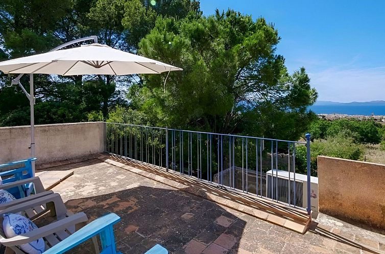 Vakantiehuis Finca in Traumlage mit Pool und Meerblick