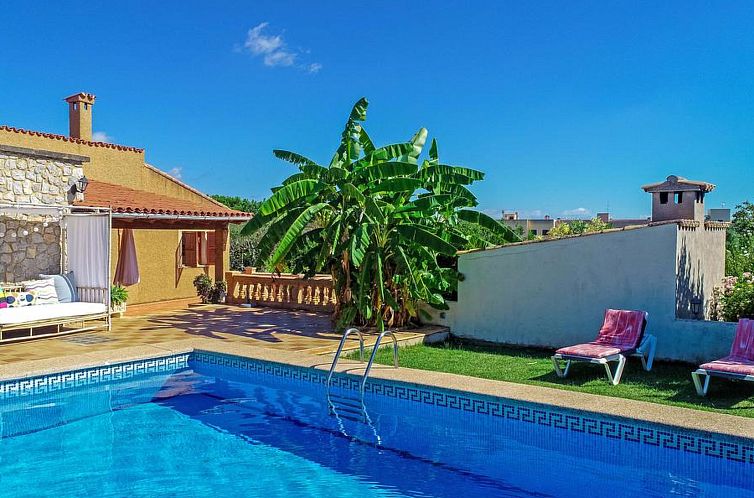 Vakantiehuis Schönes Ferienhaus in Artà mit Eigenem Pool
