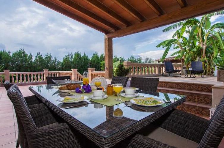 Vakantiehuis Schönes Ferienhaus in Artà mit Eigenem Pool