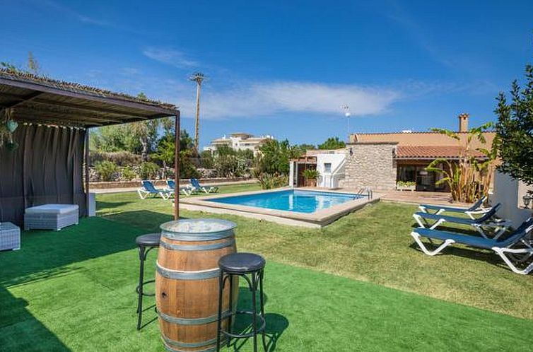 Vakantiehuis Schönes Ferienhaus in Artà mit Eigenem Pool