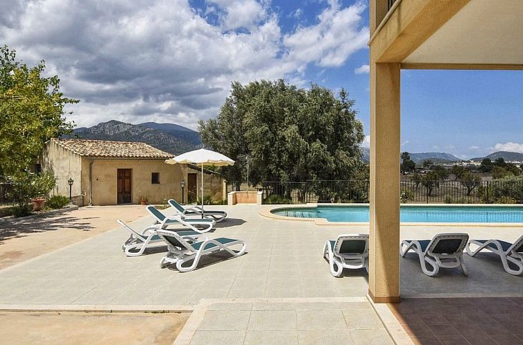 Vakantiehuis Ferienvilla mit Garten, Grill und Terrasse