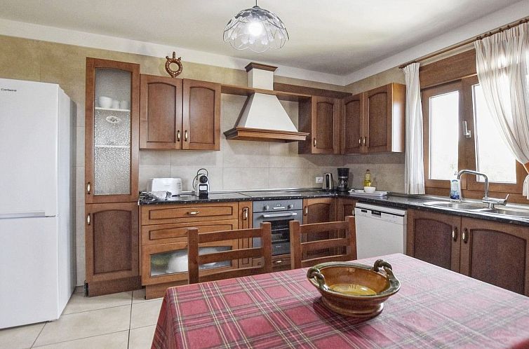 Vakantiehuis Ferienvilla mit Garten, Grill und Terrasse