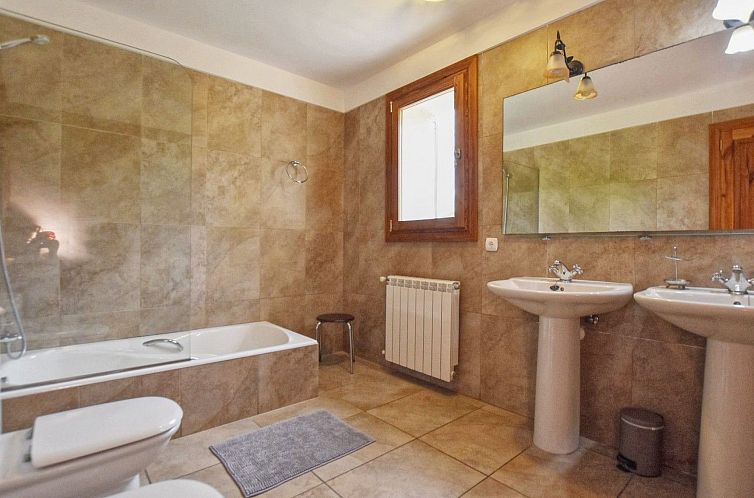 Vakantiehuis Schönes Landhaus mit Panoramablick auf die Ber