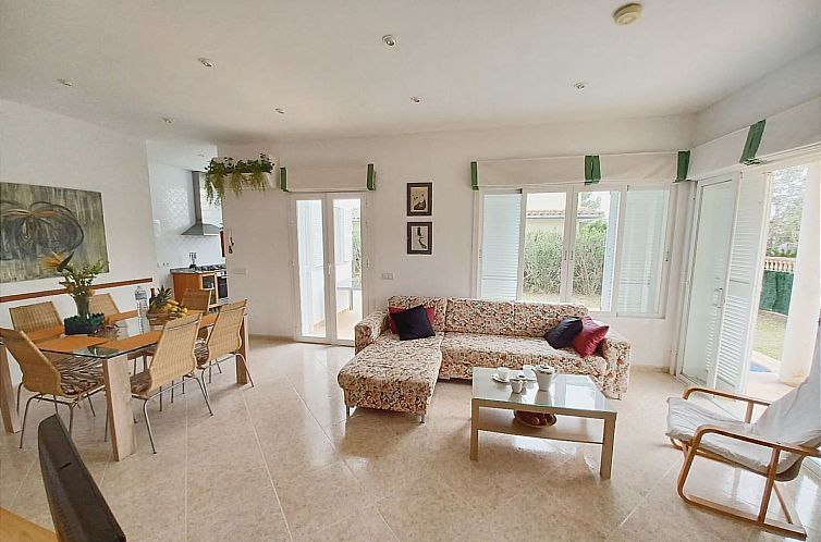 Vakantiehuis Villa "Estel" mit eigenem Schwimmbad