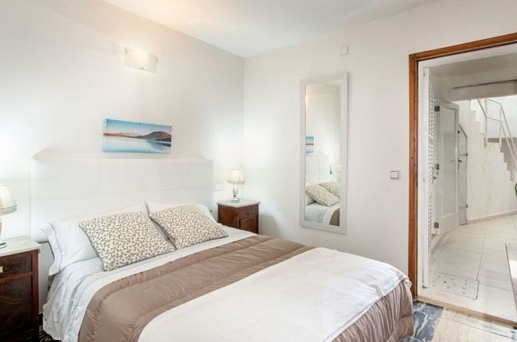 Appartement "Voramar Baix" mit Terrasse