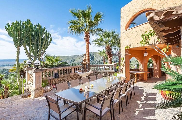 Vakantiehuis Villa 'Oscols d'Alt' mit eigenem Pool