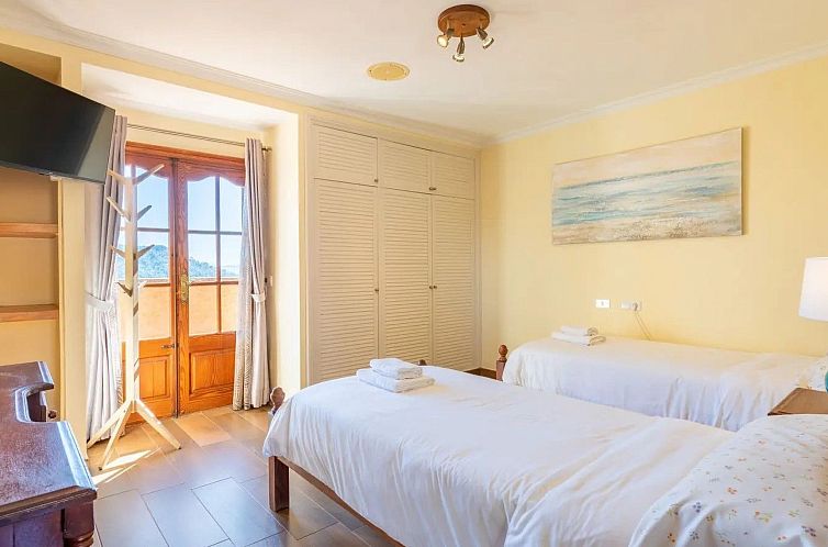 Vakantiehuis Villa 'Oscols d'Alt' mit eigenem Pool