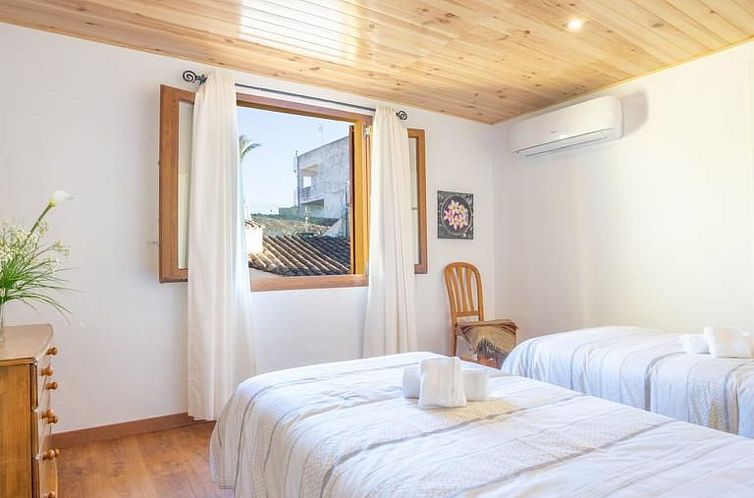 Vakantiehuis Schönes Haus im Herzen von Alcúdia!