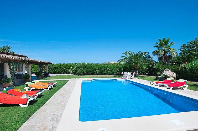 Vakantiehuis Schönes Ferienhaus in Alcúdia mit Großem Poo