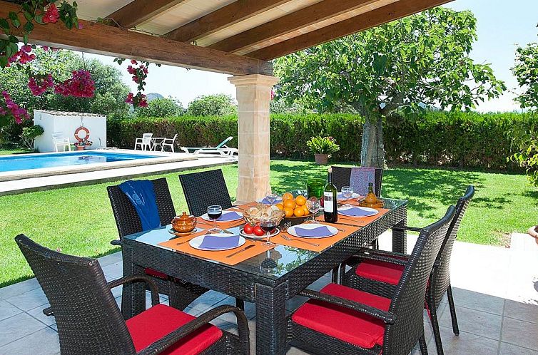 Vakantiehuis Schönes Ferienhaus in Alcúdia mit Großem Poo