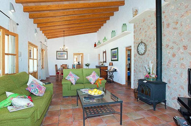 Vakantiehuis Schönes Ferienhaus in Alcúdia mit Großem Poo