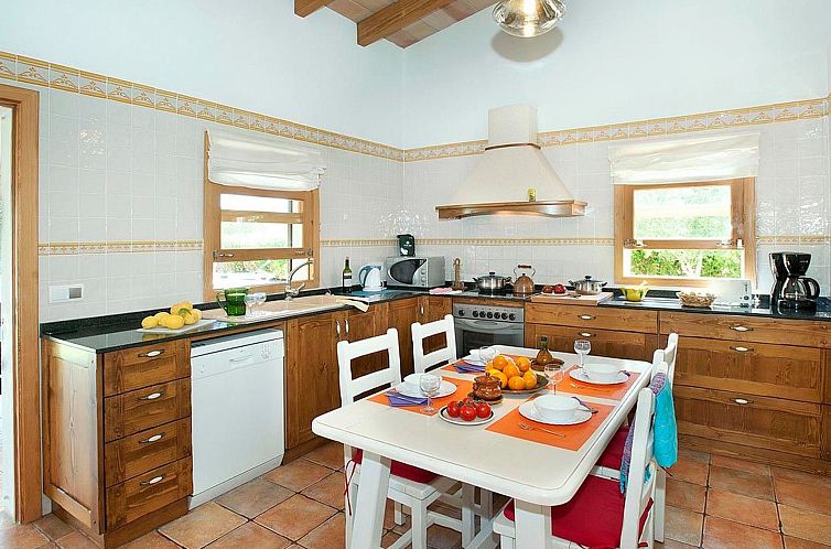 Vakantiehuis Schönes Ferienhaus in Alcúdia mit Großem Poo