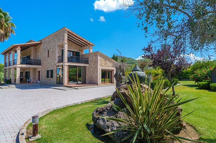 Vakantiehuis Schönes Landhaus mit Pool für 10 Personen in 