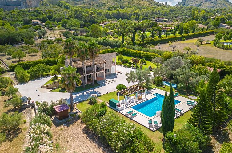 Vakantiehuis Schönes Landhaus mit Pool für 10 Personen in 