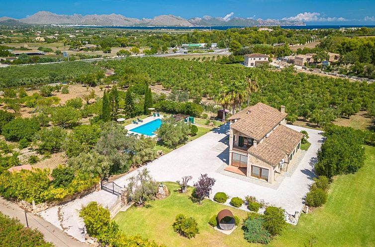Vakantiehuis Schönes Landhaus mit Pool für 10 Personen in 