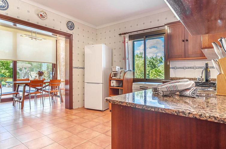 Vakantiehuis Schönes Landhaus mit Pool für 10 Personen in 