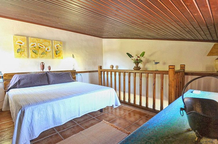 Vakantiehuis Romantisches Ferienhaus mit Jacuzzi im Freien