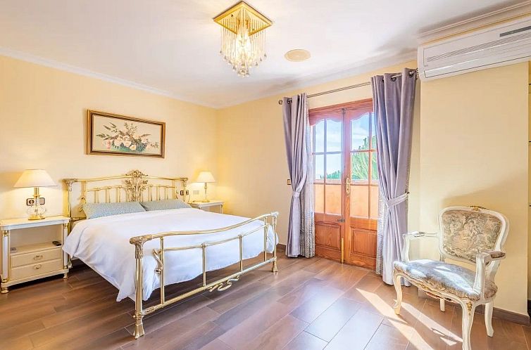 Vakantiehuis Finca "Oscols d'Alt" mit privatem Pool