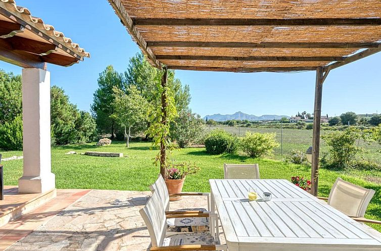 Vakantiehuis Finca mit Garten, Grill und Terrasse