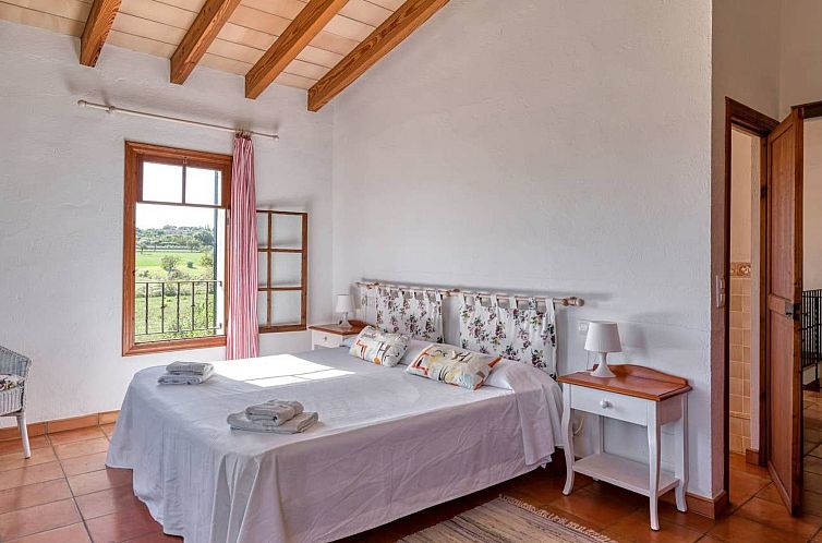 Vakantiehuis Finca mit Garten, Grill und Terrasse
