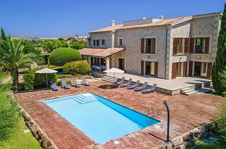 Vakantiehuis Villa mit Garten, Grill und Terrasse