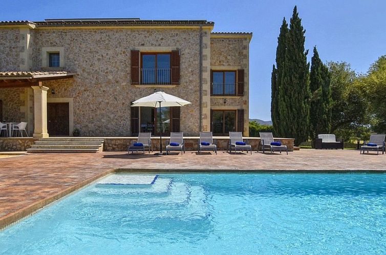 Vakantiehuis Villa mit Garten, Grill und Terrasse