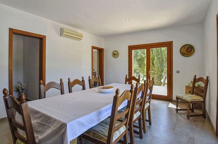 Vakantiehuis Villa mit Garten, Grill und Terrasse