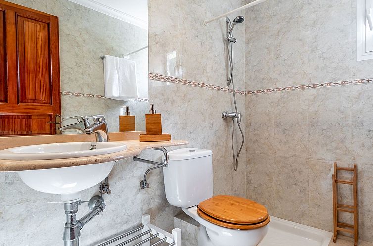 Vakantiehuis Exklusive Villa mit Meerblick und privatem Pool