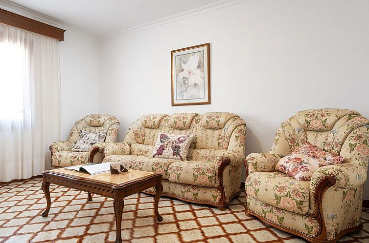 Vakantiehuis Stilvolle Villa mit Terrasse und Nähe zum Stra