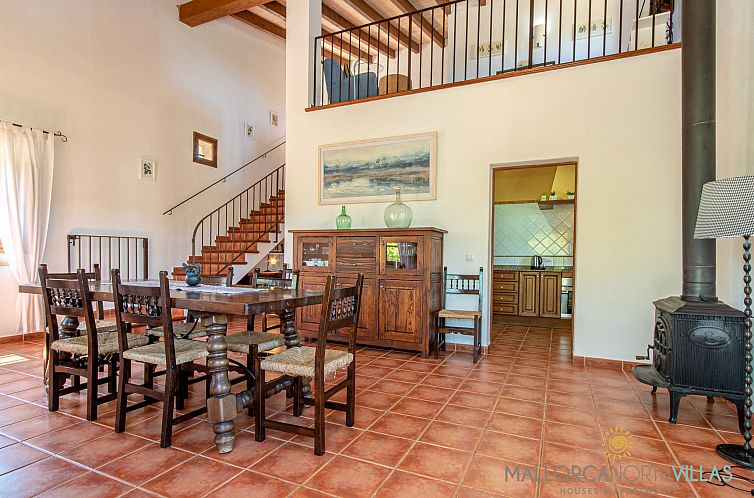 Vakantiehuis Cal Mercader Gran Villa con Piscina y Jardín