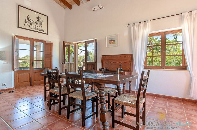Vakantiehuis Cal Mercader Gran Villa con Piscina y Jardín