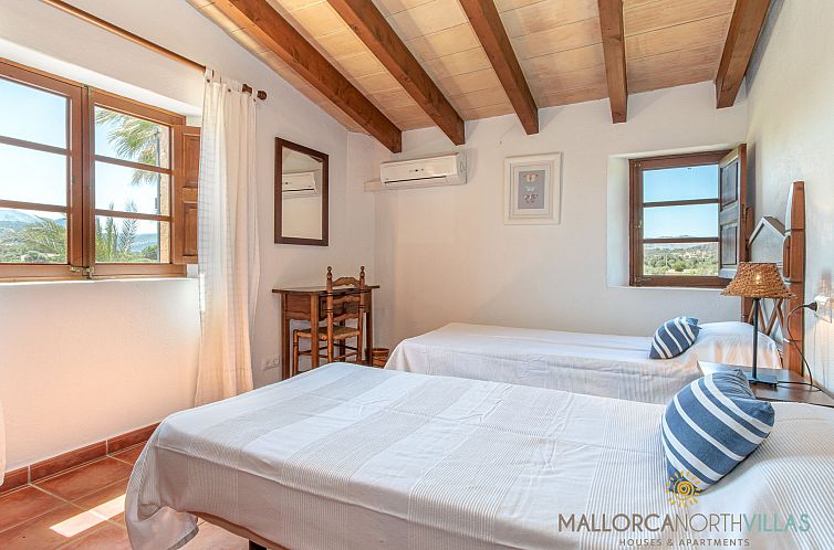 Vakantiehuis Cal Mercader Gran Villa con Piscina y Jardín