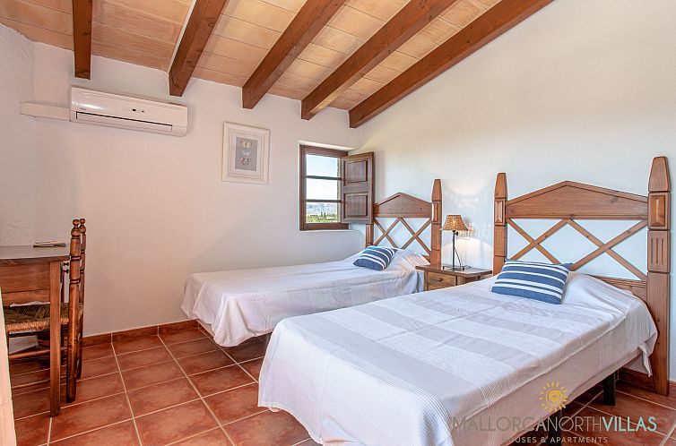 Vakantiehuis Cal Mercader Gran Villa con Piscina y Jardín