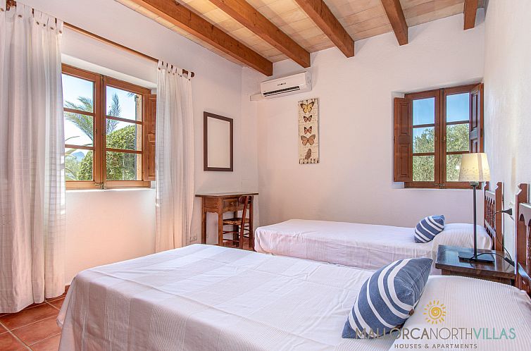 Vakantiehuis Cal Mercader Gran Villa con Piscina y Jardín