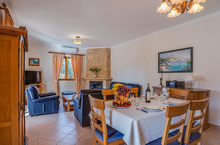 Vakantiehuis VILLA LAGO - ARAN BERNA ETV/14896