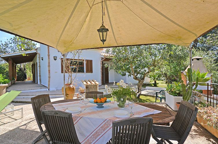 Vakantiehuis Spiros &quot-Camp Roig&quot-