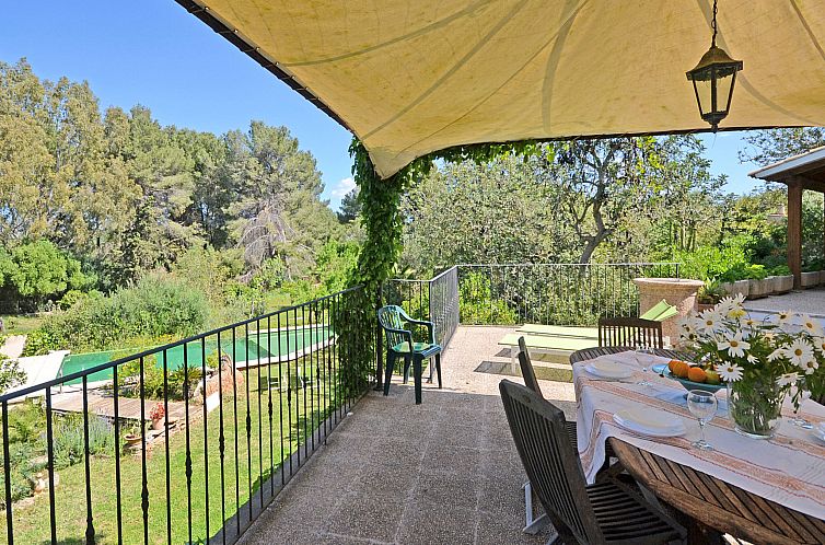 Vakantiehuis Spiros &quot-Camp Roig&quot-