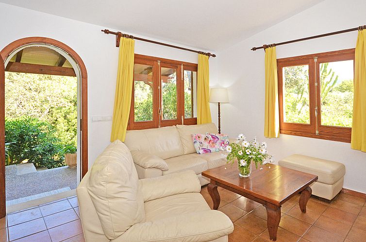 Vakantiehuis Spiros &quot-Camp Roig&quot-