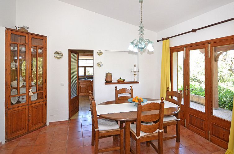 Vakantiehuis Spiros &quot-Camp Roig&quot-