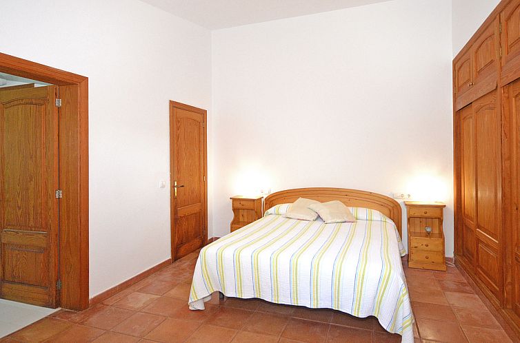 Vakantiehuis Spiros &quot-Camp Roig&quot-