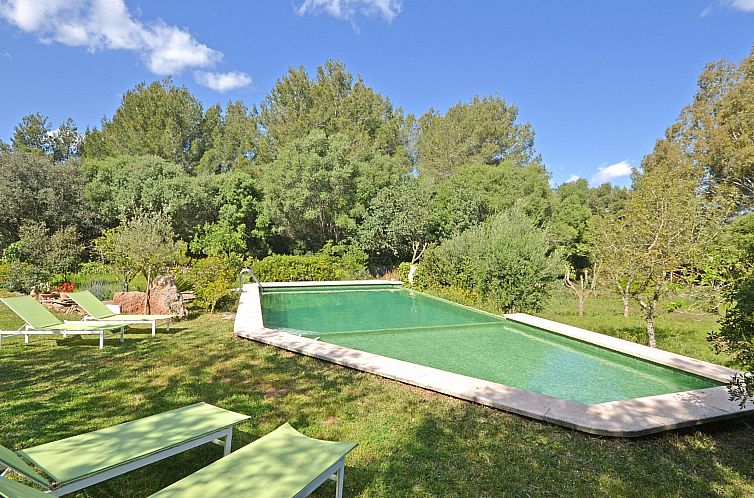 Vakantiehuis Spiros &quot-Camp Roig&quot-