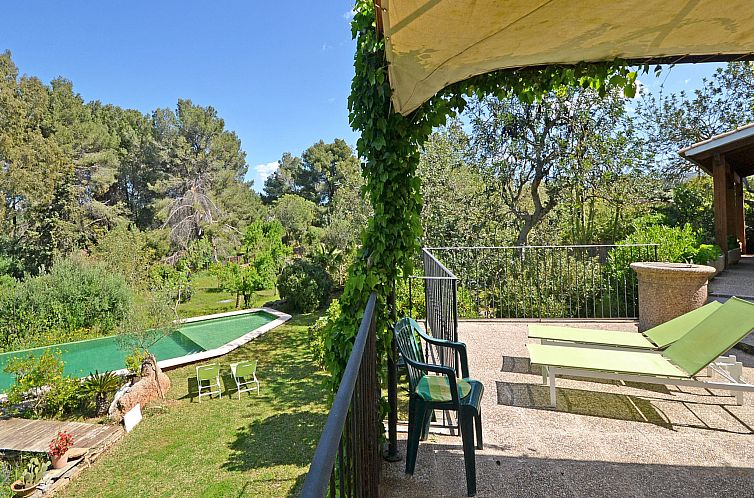 Vakantiehuis Spiros &quot-Camp Roig&quot-