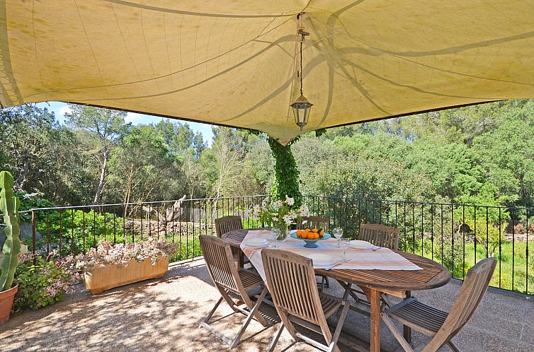 Vakantiehuis Spiros &quot-Camp Roig&quot-