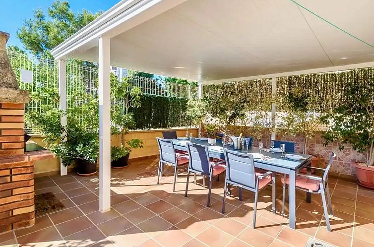 Familie Villa met groot zwembad
