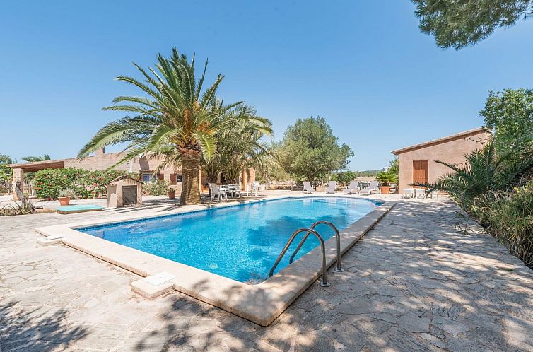 Vakantiehuis Idyllische Finca mit Garten und Pool