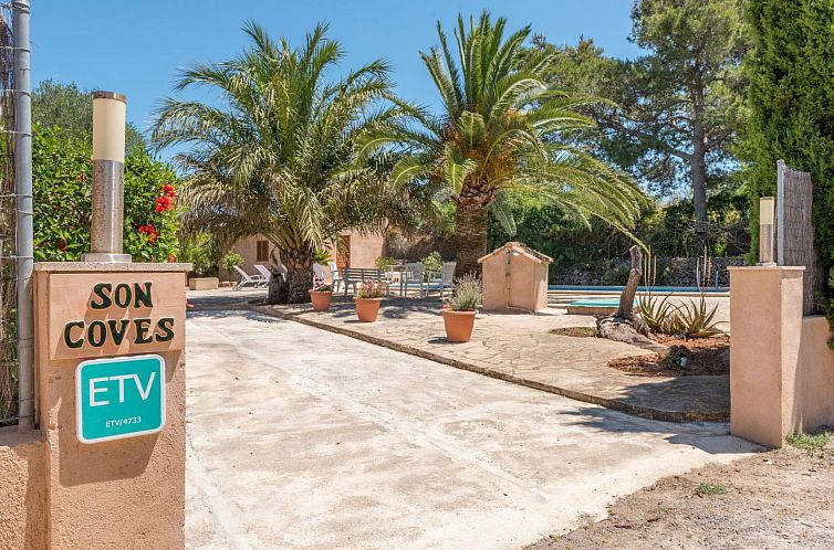 Vakantiehuis Idyllische Finca mit Garten und Pool