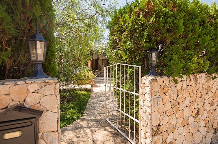 Vakantiehuis Villa mit privatem Pool für 4 Personen