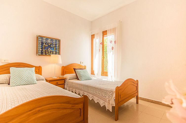 Vakantiehuis Villa mit privatem Pool für 4 Personen