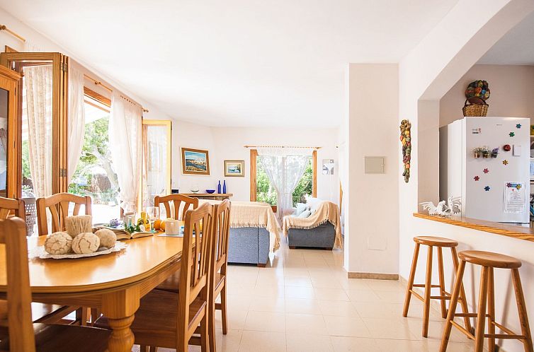 Vakantiehuis Villa mit privatem Pool für 4 Personen